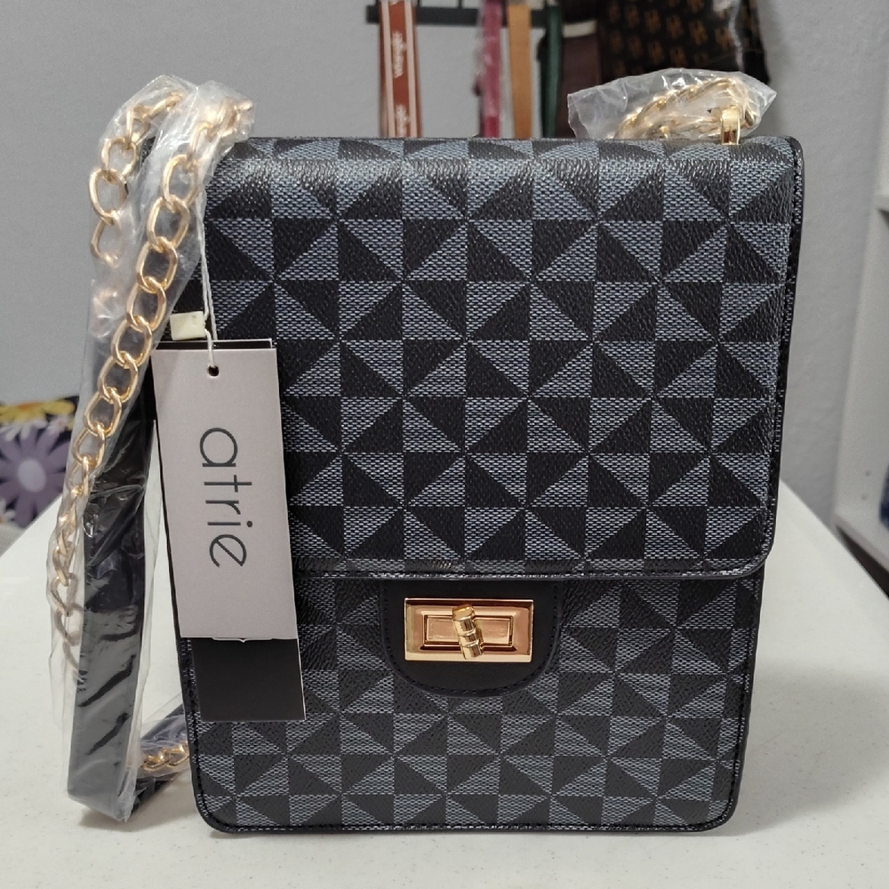 Brand New Black Geometric Chain Crossbody Bag